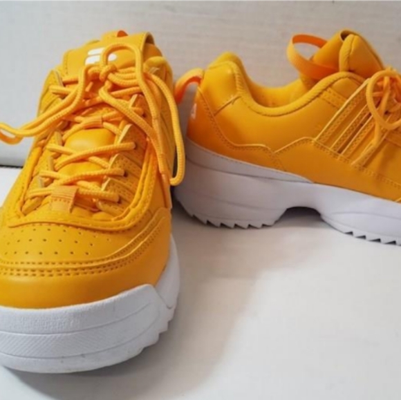 🎁FILA mustard sneakers - Picture 1 of 6